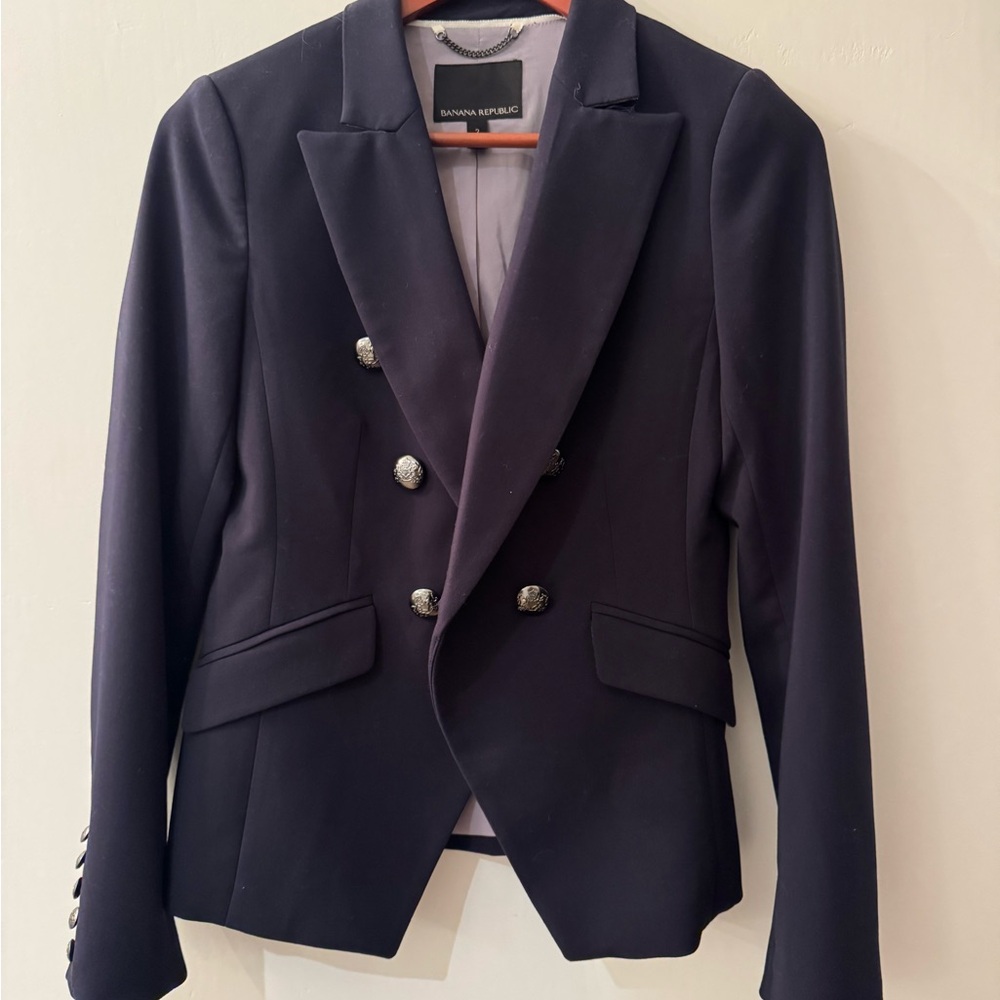 Banana Republic Women's Navy Blazer with Beautiful Silver Buttons Size 2